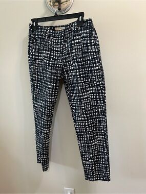 Michael Kors Black & White Women’s Size 6 geometric plaid pant